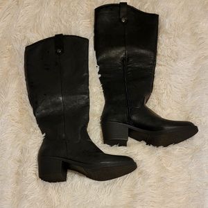 Black knee high boots size 7.5